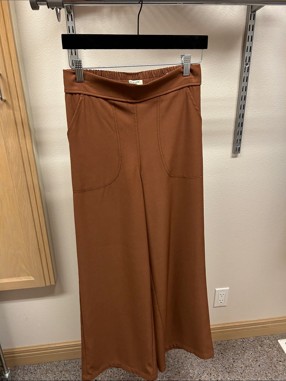 Max Studio Wide-Leg Pull-On Pants in Rust Brown